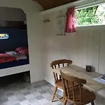 De Akker, Unieke Overnachting In Pipowagens! Casa de Férias Ommeren