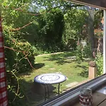 Casa de Férias De Akker, Unieke Overnachting In Pipowagens!