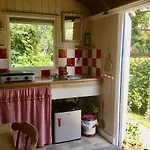 Casa de Férias De Akker, Unieke Overnachting In Pipowagens!