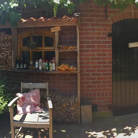Holiday home De Akker, Unieke Overnachting In Pipowagens!
