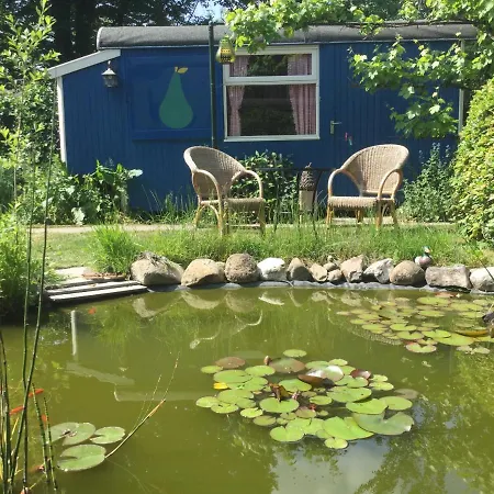 De Akker, Unieke Overnachting In Pipowagens! Holiday home