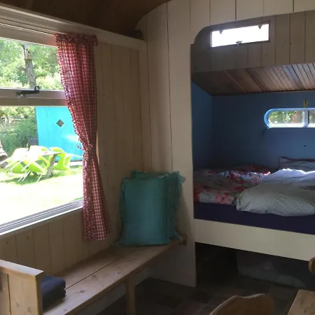 Holiday home De Akker, Unieke Overnachting In Pipowagens! *