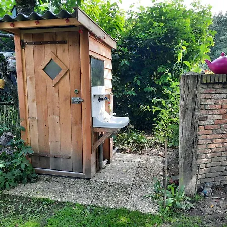 De Akker, Unieke Overnachting In Pipowagens! Semesterbostad Ommeren